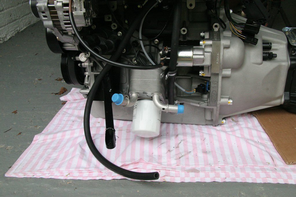 OIL FILTER KUBWA (TOYOTA)